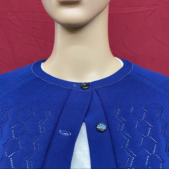 Vintage 1970’s Royal eyelet cardigan size medium - Picture 4 of 4